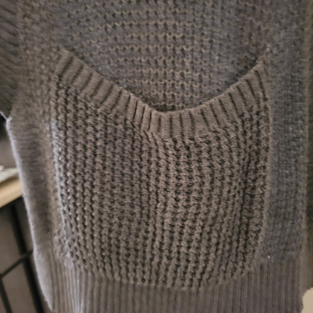 Cardigan - Picture 4 of 4